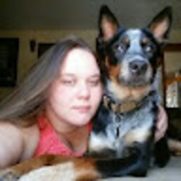 Meet your Posher, Erin - Picture 1 of 1